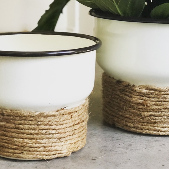 Flower Pot - Picture 3 of 6